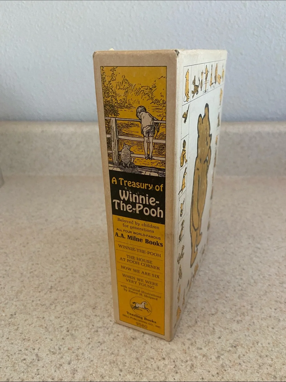 Vintage 1970s Winnie the Pooh A.A. Milne 4 Book Box Set